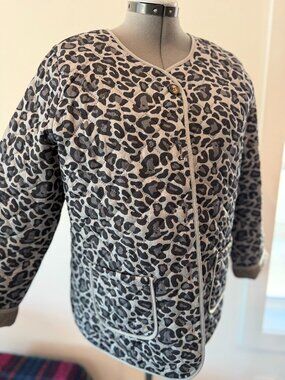 Leopard Print blue and black quilted jacket in XL